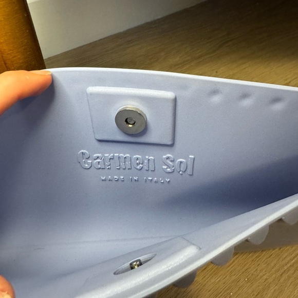 Carmen Sol Blue Julian Clutch